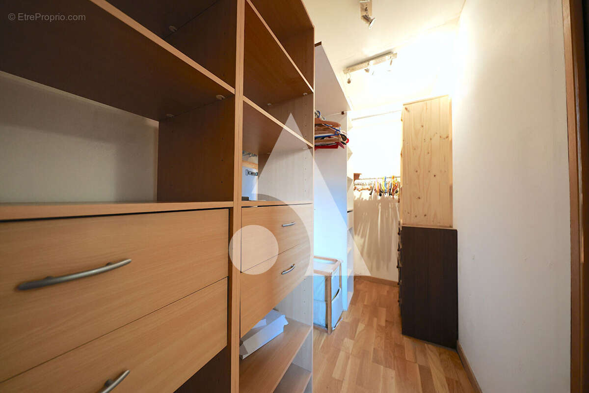 Maison à CORBEIL-ESSONNES