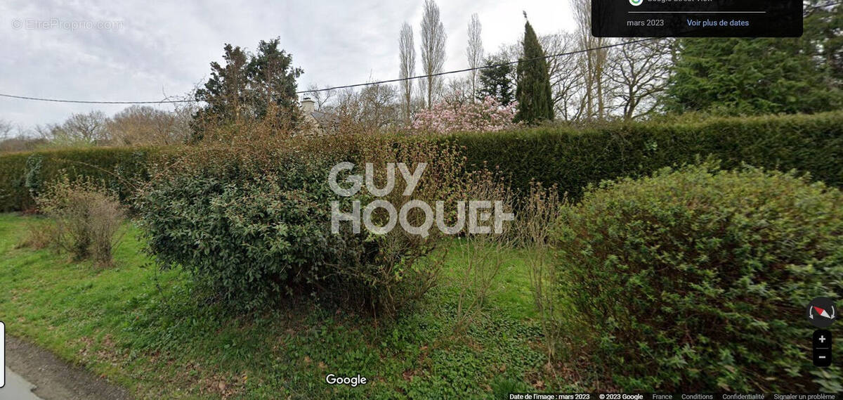 Terrain à SAINT-BRIAC-SUR-MER