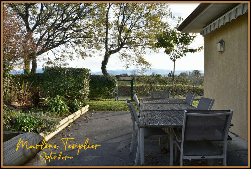 Maison à LUCQ-DE-BEARN