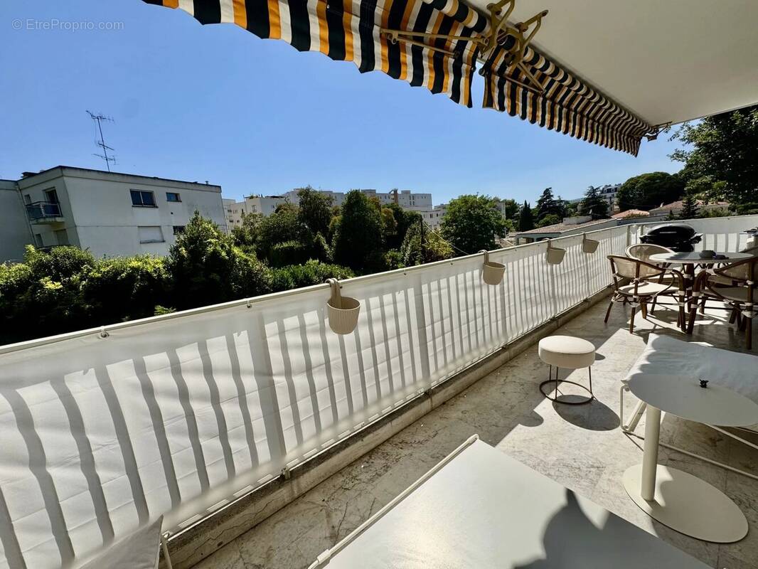 Appartement à CANNES