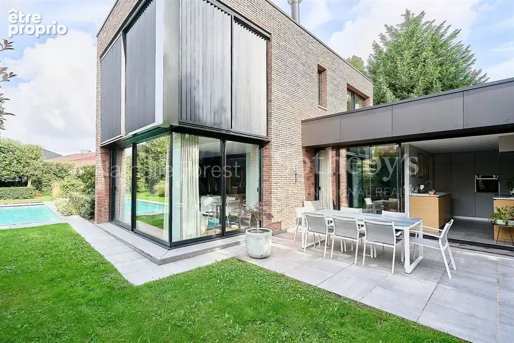 LOUVIL maison d'exception jardin piscine garage - photo 11