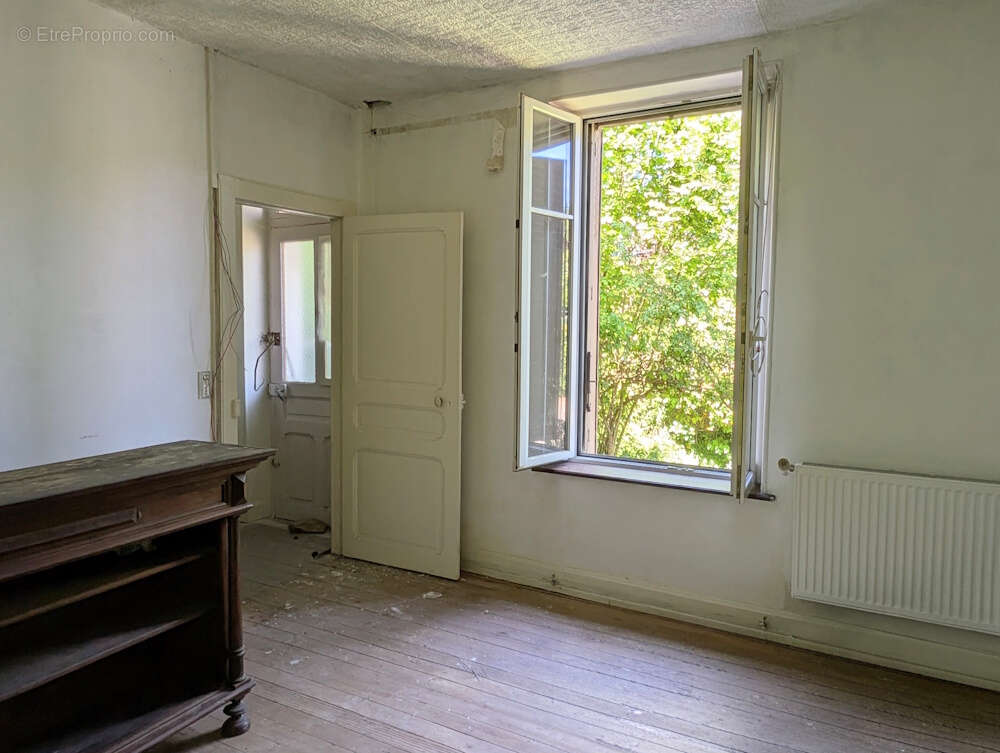 Maison à rénover à Epinal - Saint Laurent, idéale pour un premier achat ! - photo 3