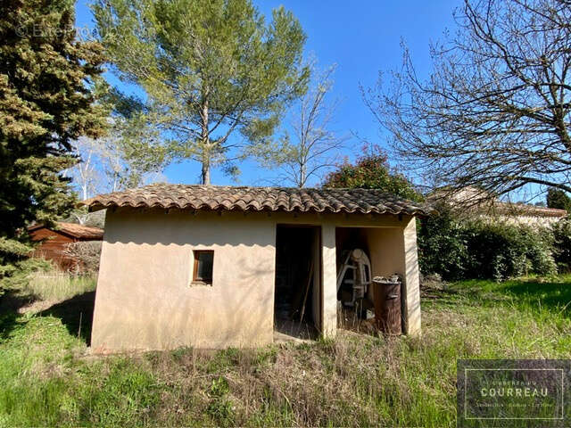 MAISON T5 de 163 M2 avec terrasses, piscine & garage - photo 19