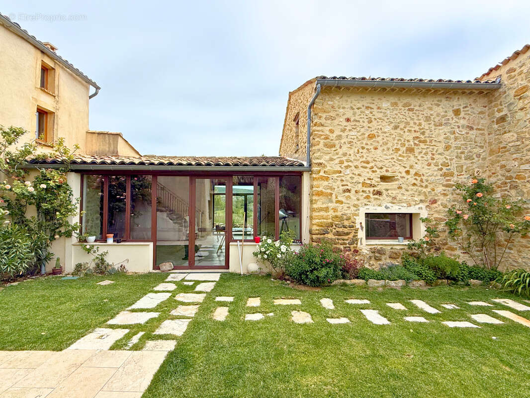 Maison à FORCALQUIER
