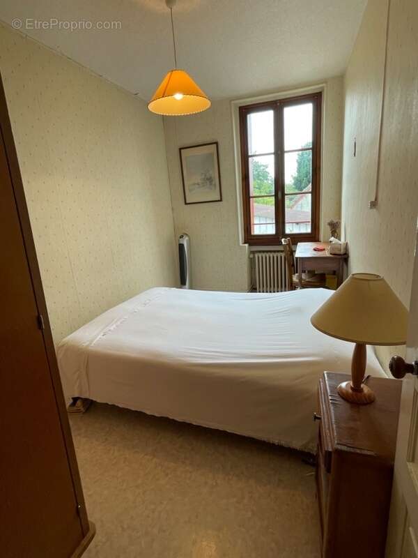 Maison à LOURDOUEIX-SAINT-PIERRE