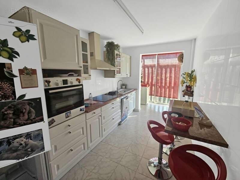 Appartement à MARSEILLE-10E