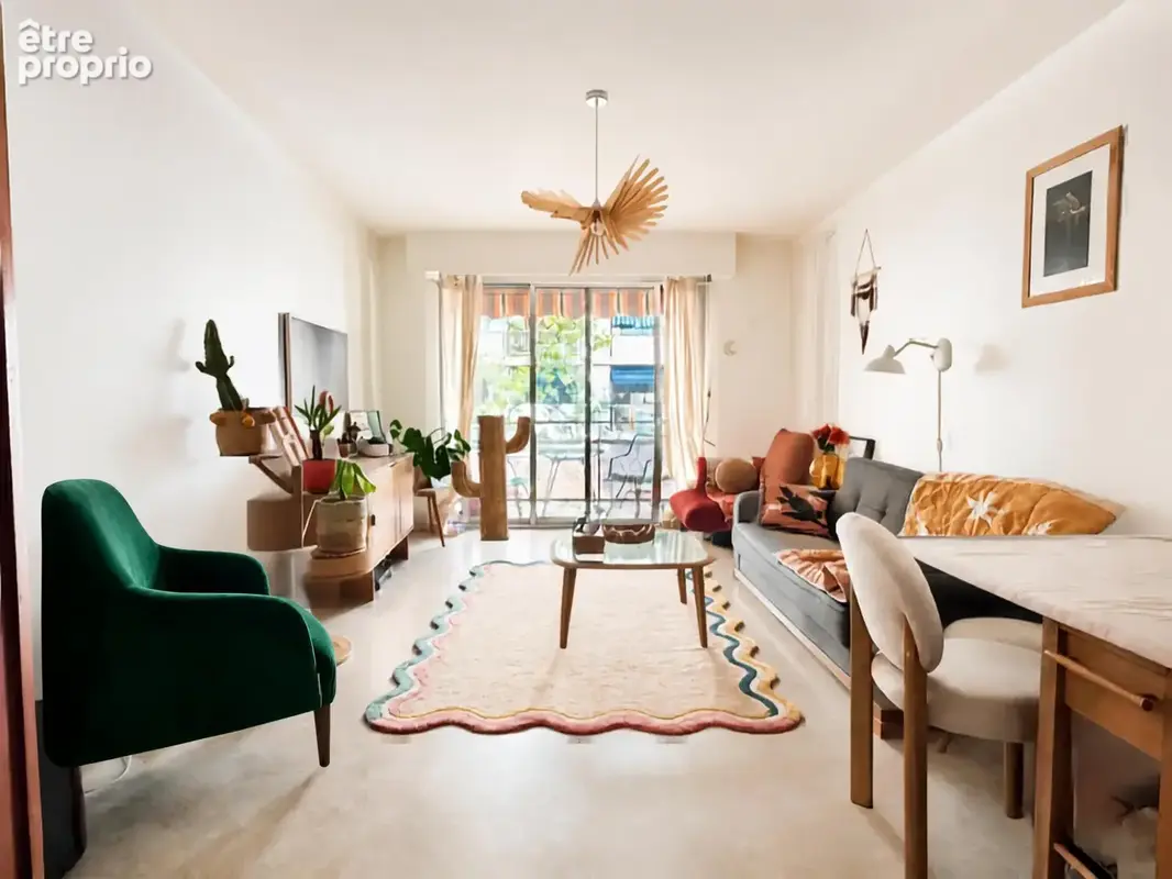 T3 RÉNOVÉ de 65 M2 avec 2 balcons   TOULON SAINT-ANNE - photo 2