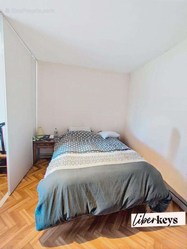 Maison à MONTREUIL-BELLAY