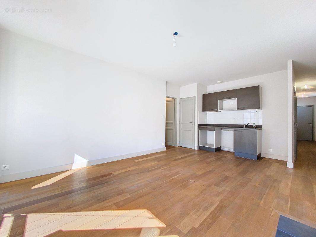 Appartement à LYON-6E