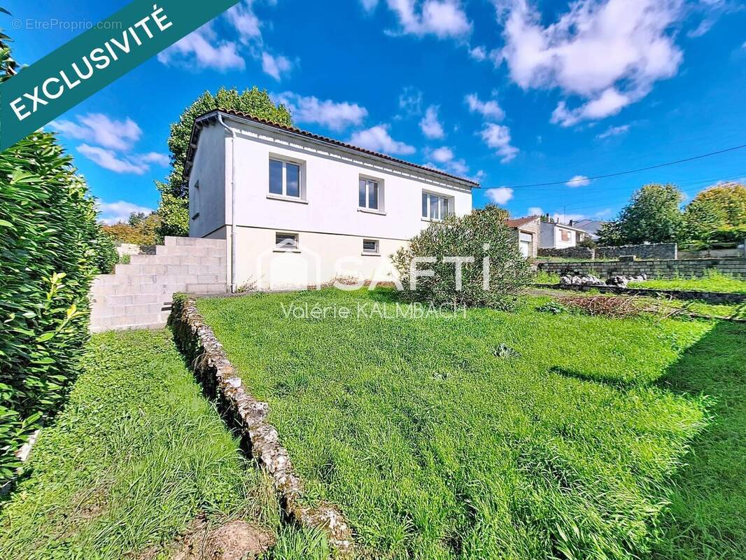 Photo 1 - Maison à BOUTIERS-SAINT-TROJAN