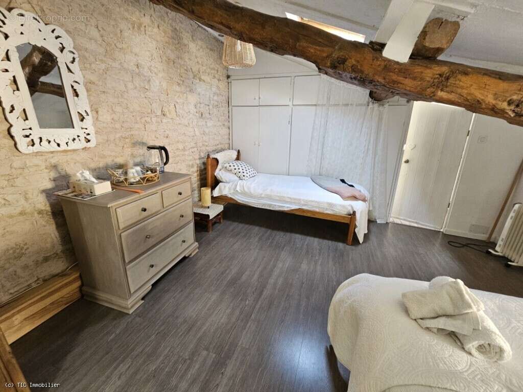 Maison à VILLEFAGNAN