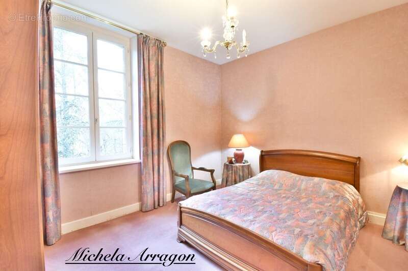 Dpt Lot et Garonne (47), à vendre PINEL HAUTERIVE propriete P6 de 240 m² - Terrain de 21 912,00 m² - photo 13