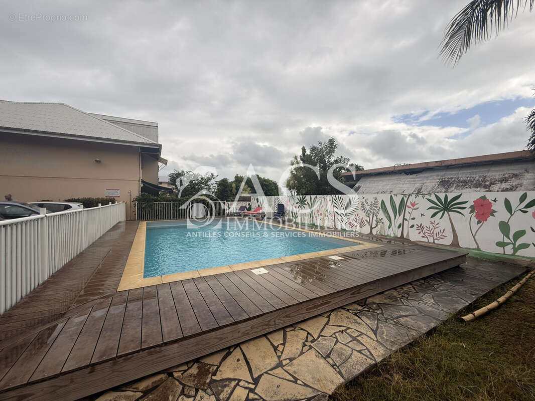Appartement à LES TROIS-ILETS