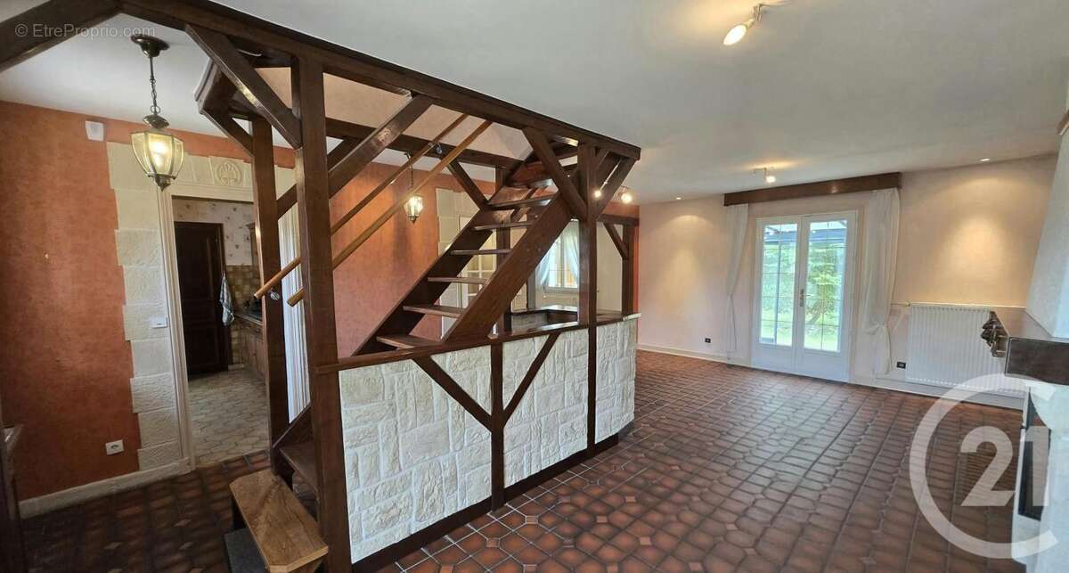 Maison 103 m² à Pont-Sainte-Maxence  - photo 4