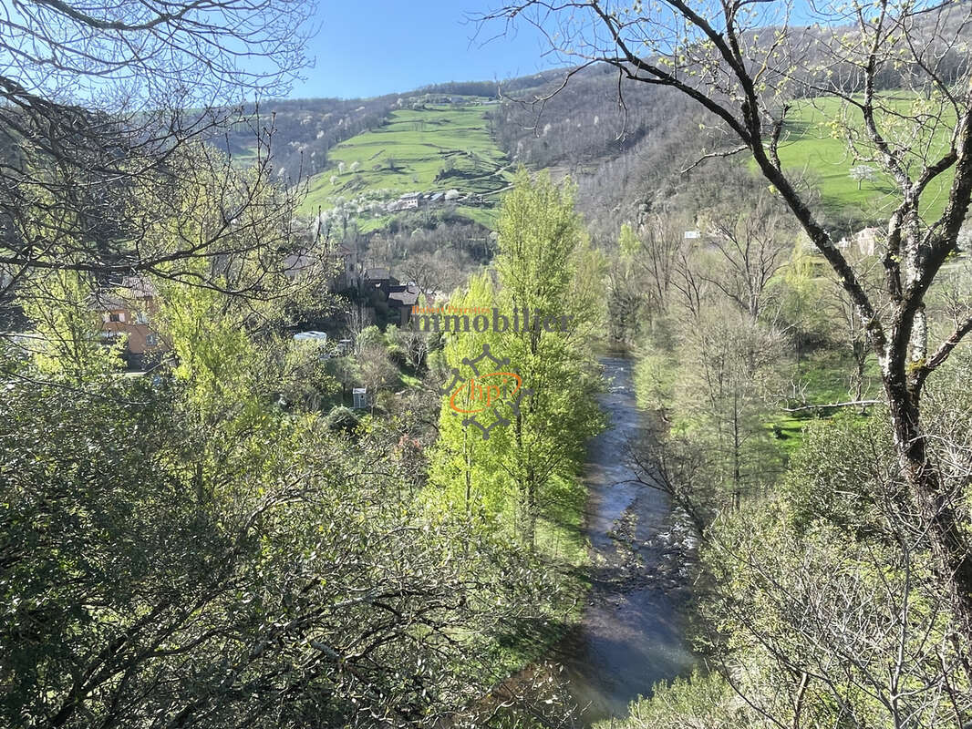 Vente maison de campagne en pierres avec terrain attenant de 2450 m2 - photo 2
