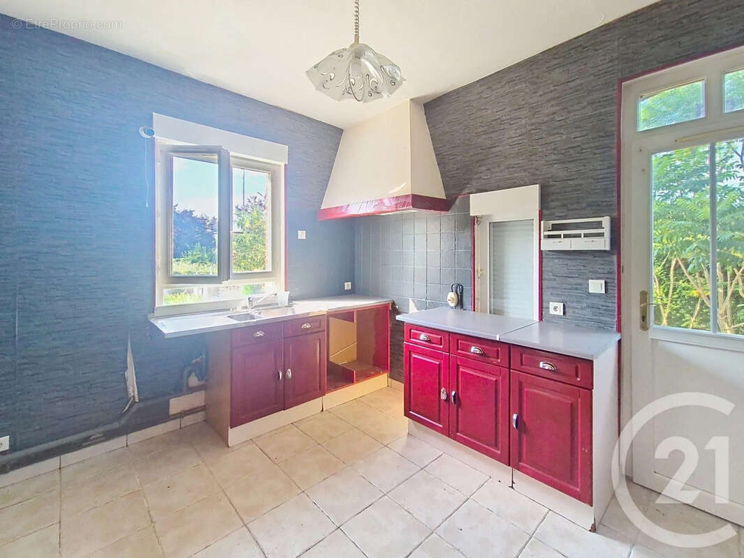 Maison 130 m² à Pont-Audemer  - photo 4