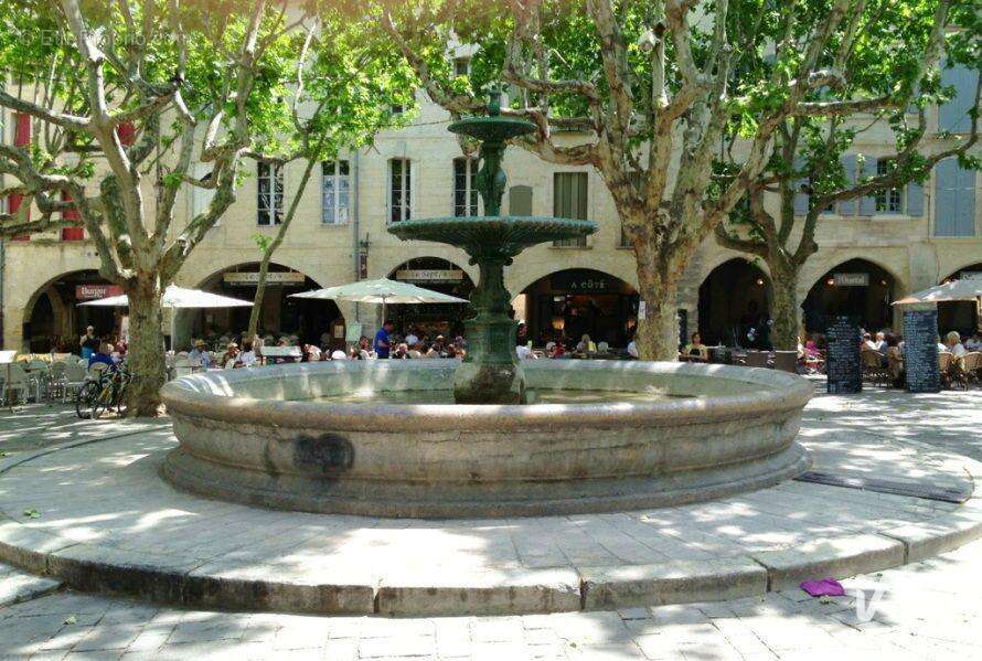 Photo 2 - Commerce à UZES