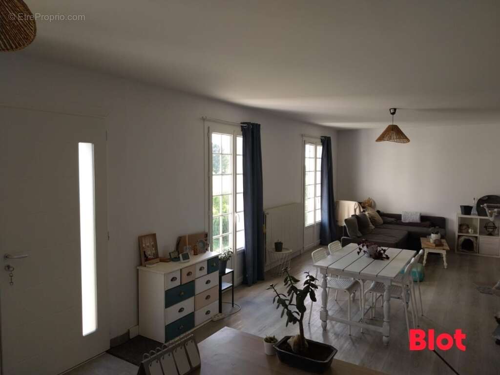 Maison à SAINT-M'HERVE