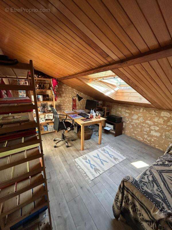 Maison à CHATEAU-L&#039;EVEQUE