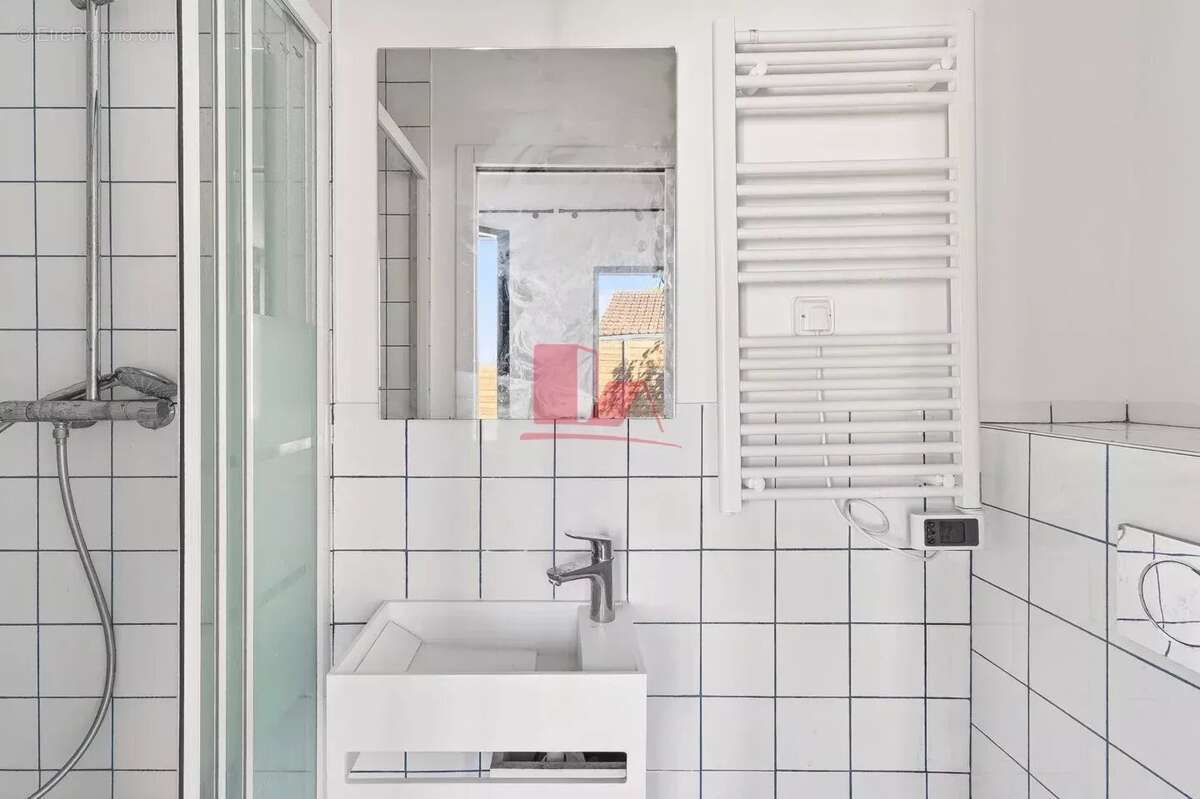 Maison à ISSY-LES-MOULINEAUX