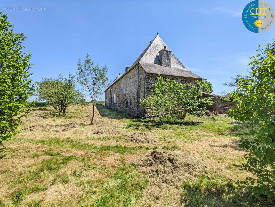 Maison à PAIMPONT