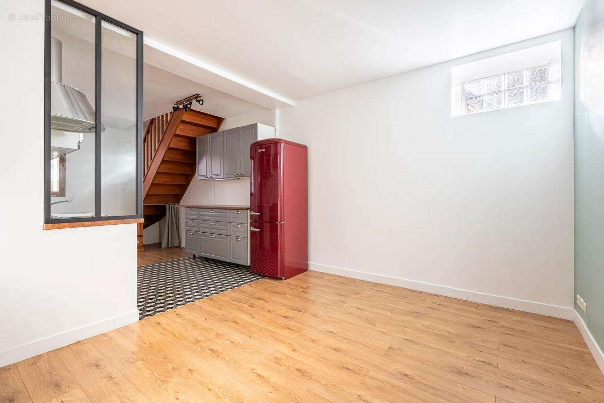 Appartement à PARIS-19E