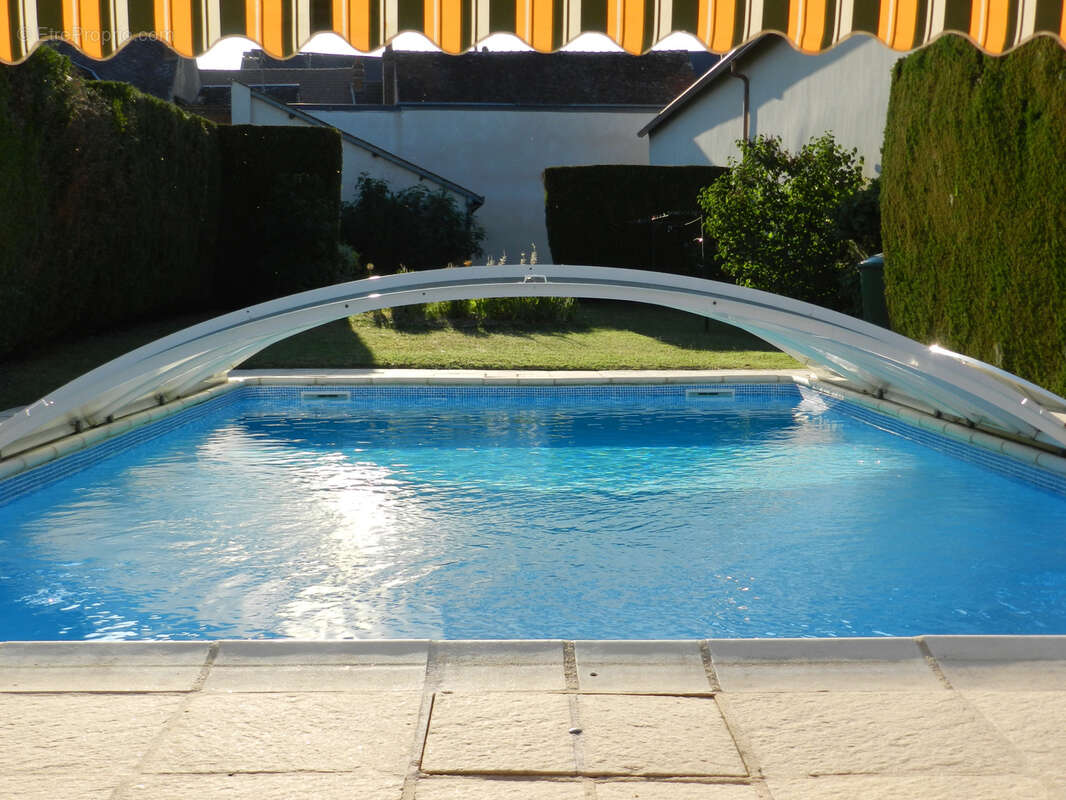 Maison à NOGENT-SUR-VERNISSON