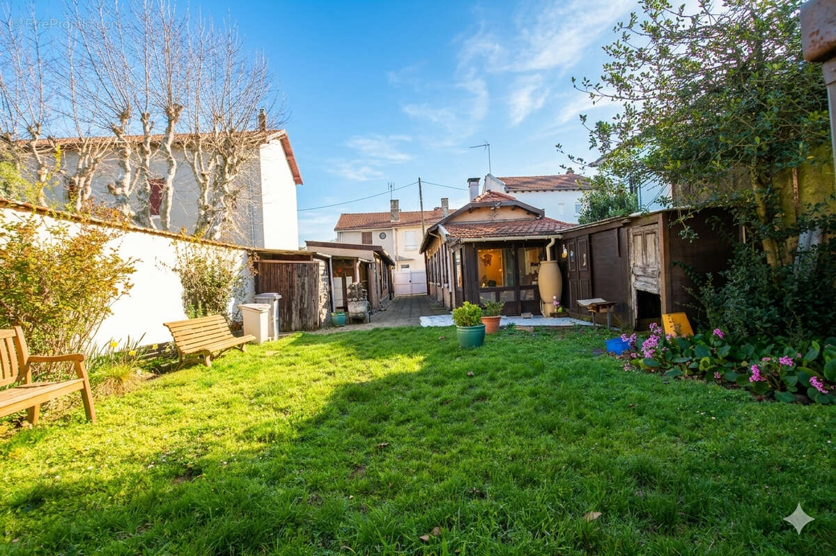 Maison à BRON