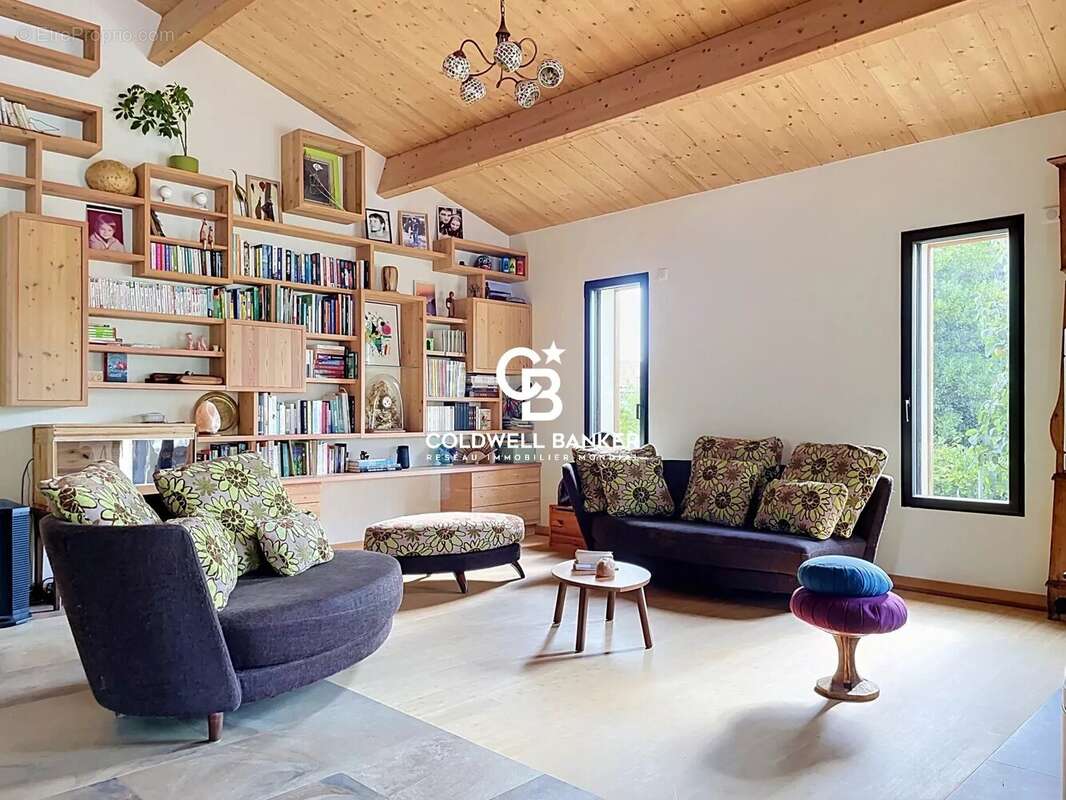Maison d’architecte contemporaine à Saint-Eutrope – Volumes, lumière et nature - photo 4