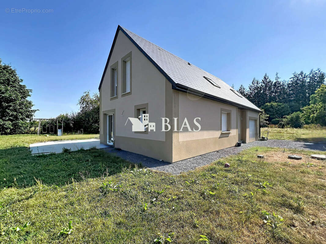 Maison 136 m² à Brionne  - photo 2
