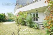 Appartement à COUBRON