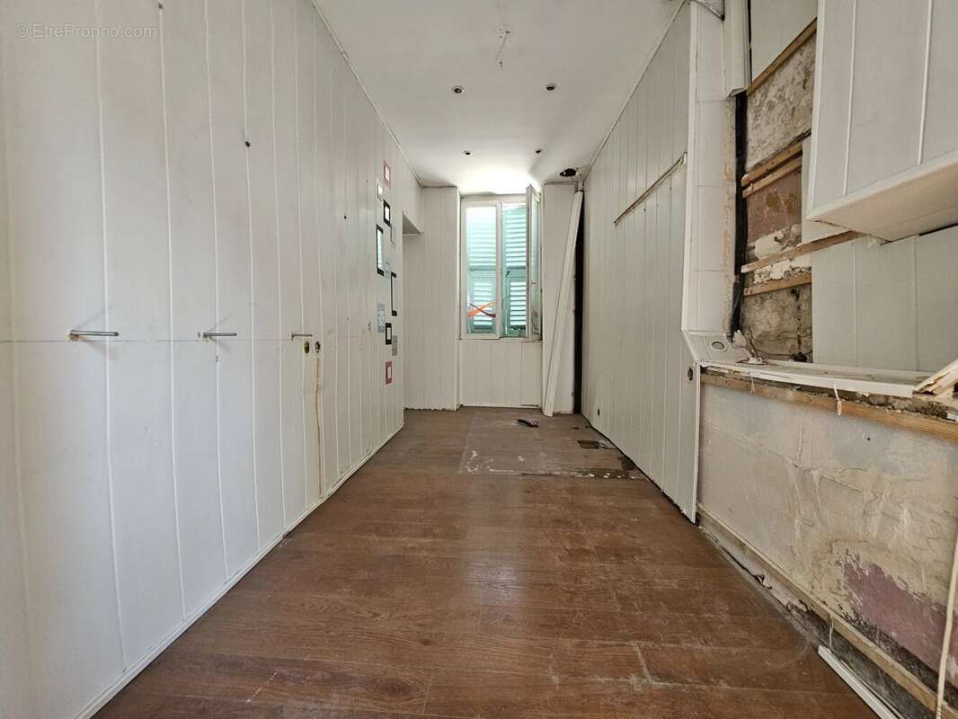 4 pièces 78,05 m² à rénover / Levens - possibilité studio indépendant - photo 9