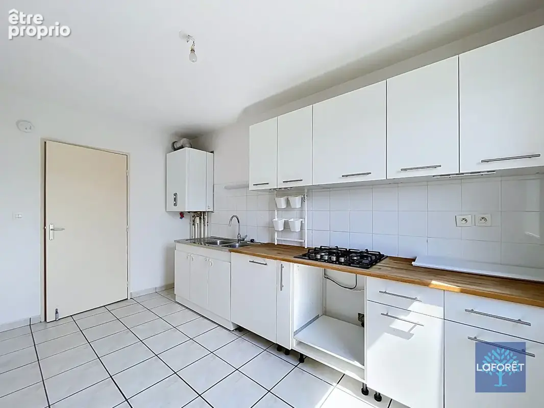 Appartement Neuville Sur Saone 4 pièce(s) 85.5m2 - photo 6