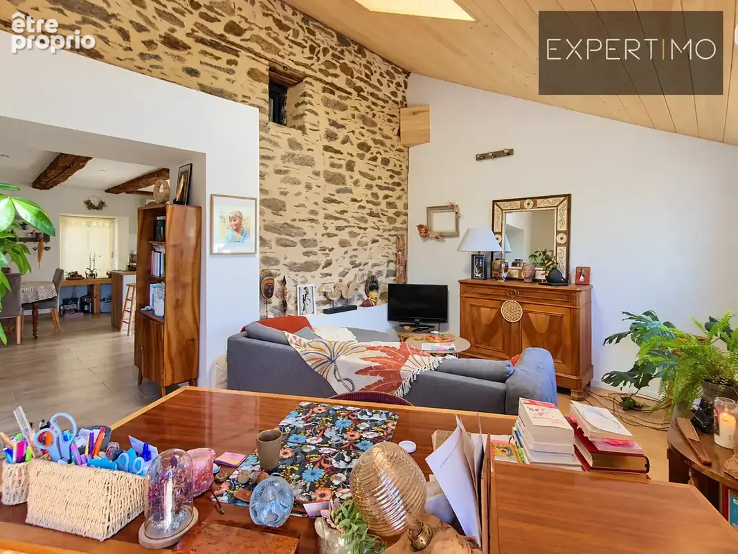 Maison de village 71 m2   2 chambres, jardin, dépendances et vue dégagée - photo 2
