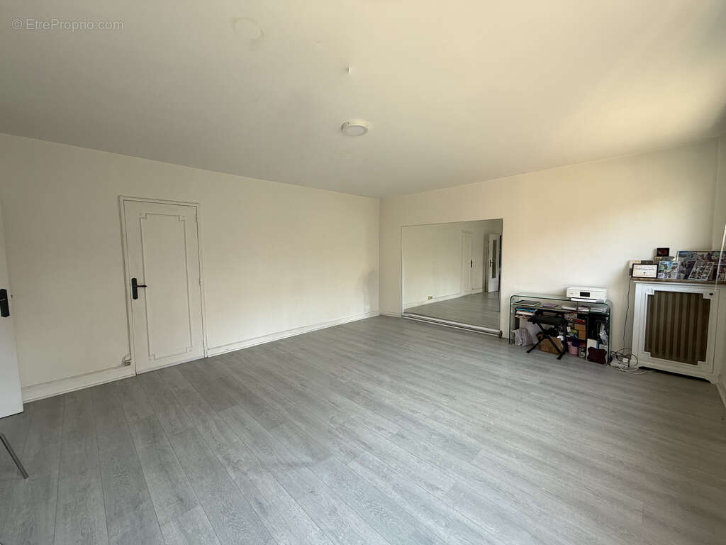 Appartement à CHATILLON