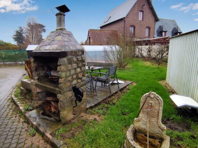 Maison à GREGES