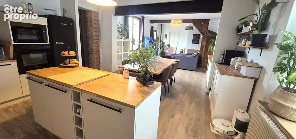 Belle Maison en Pierre ou de Caractère de 160 m² Entièrement Rénovée avec Cour de 140 m², Patio, Cave avec Chaufferie Gaz de 76  - photo 9