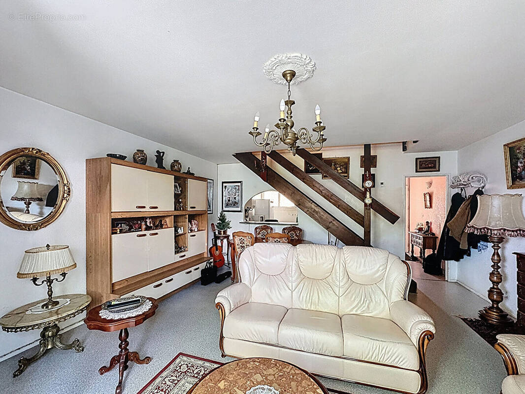 Maison à SAINT-ORENS-DE-GAMEVILLE