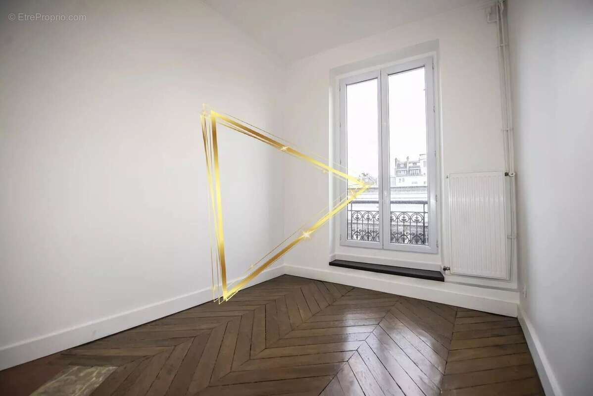 Appartement à PARIS-8E