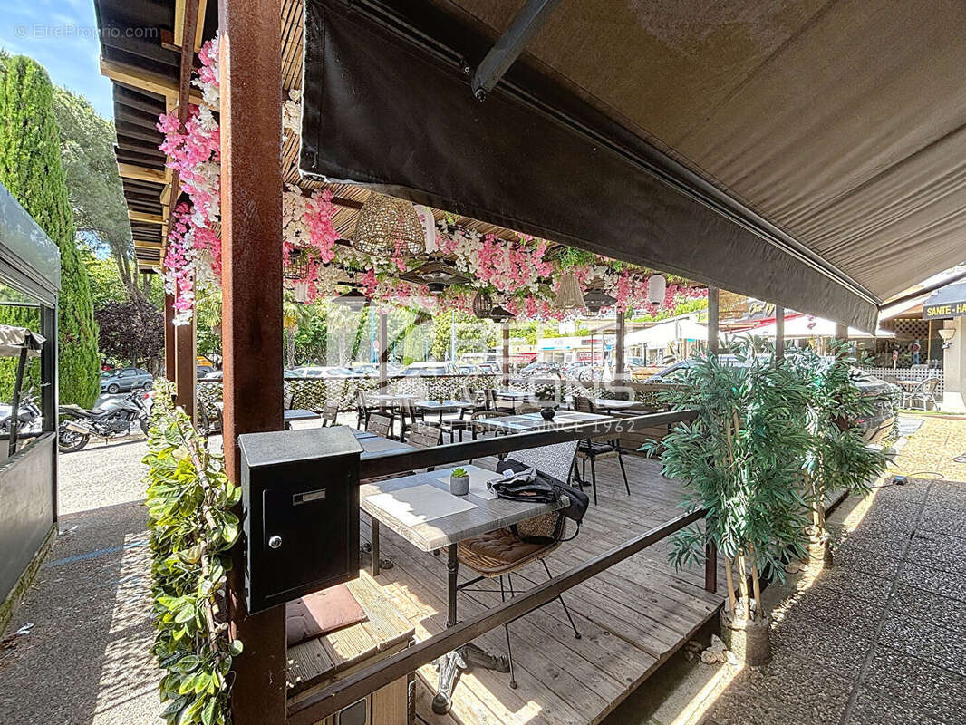 Local commercial - restaurant - photo 2