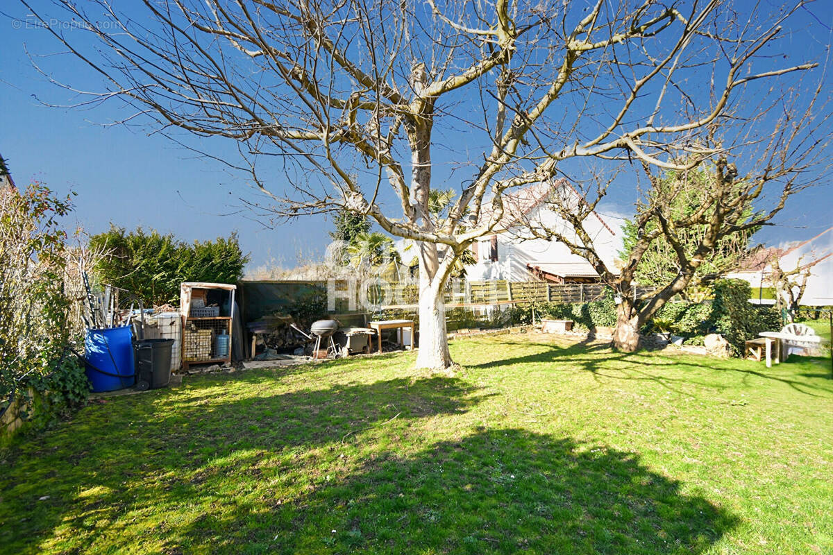 Maison à BRIE-COMTE-ROBERT