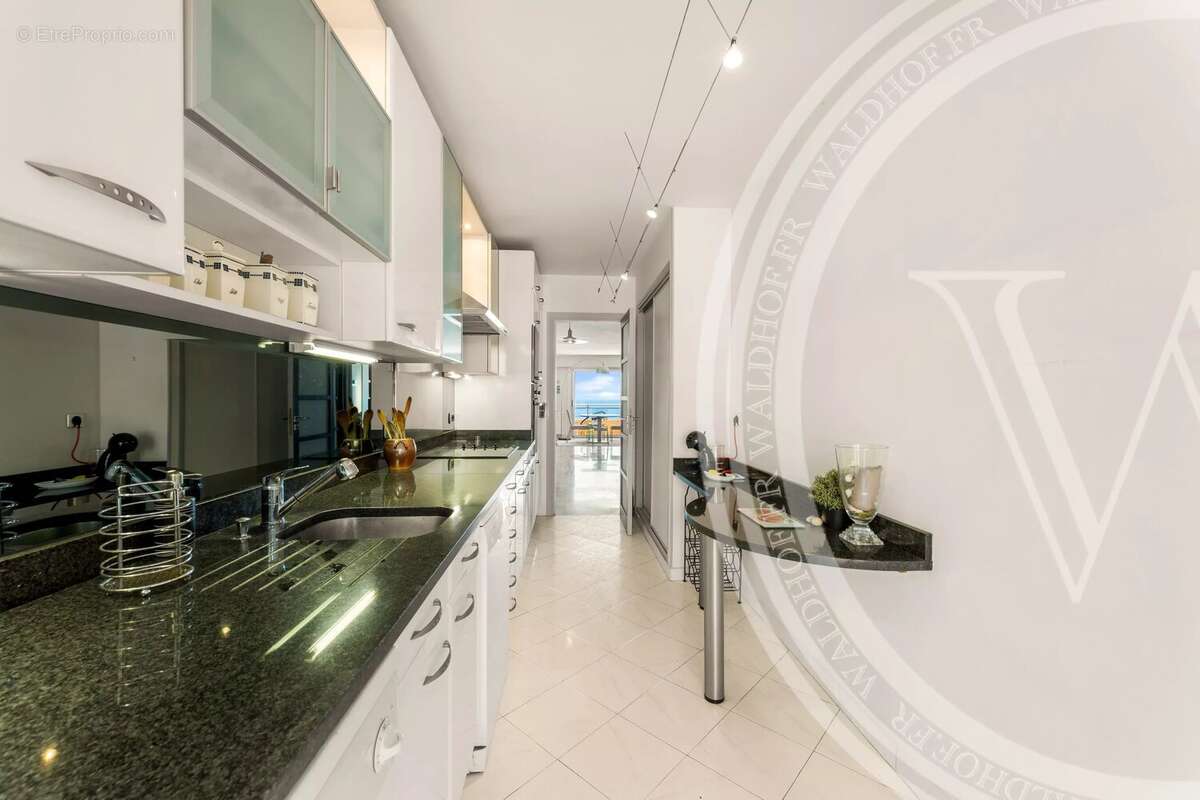 Appartement à ROQUEBRUNE-CAP-MARTIN