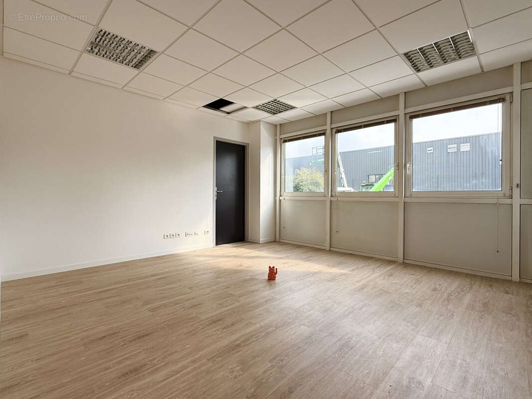 Commerce à MAXEVILLE