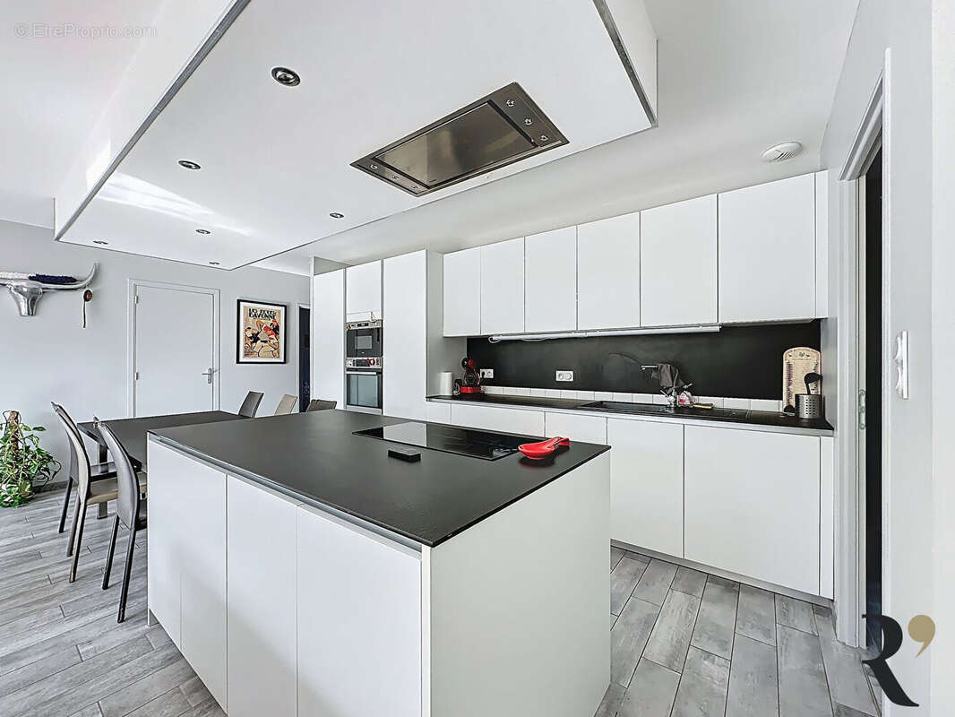 Maison à SAINTE-FOY-D&#039;AIGREFEUILLE