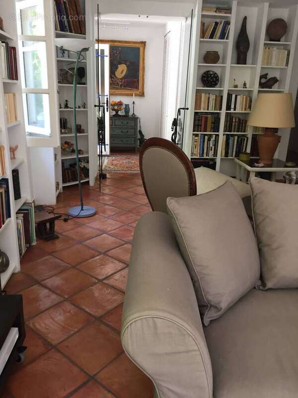 Maison à MONTFERRAT