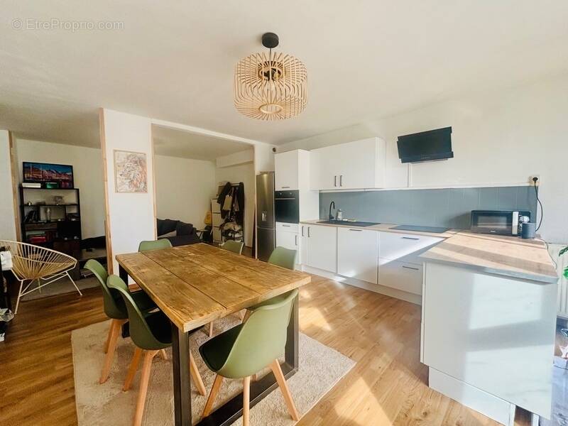 Appartement à TRELAZE