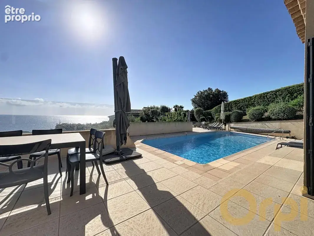 Les Issambres Villa Vue mer Panoramique avec piscine, terrain de Pétanque et garage - photo 29