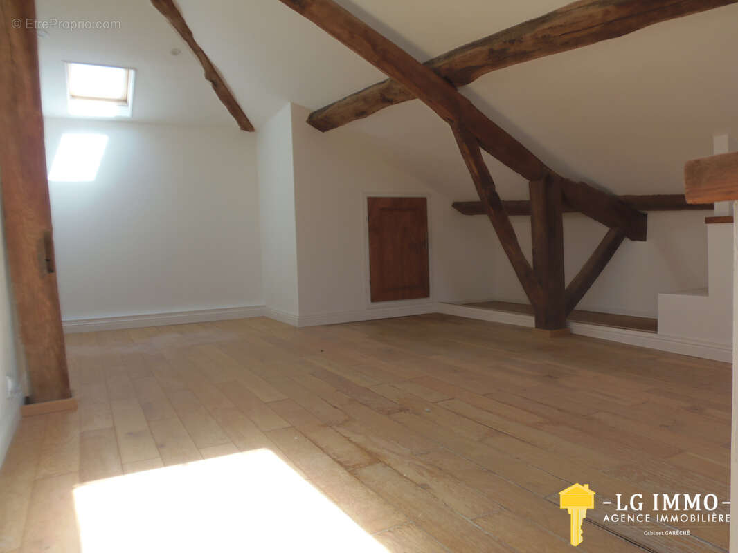 Appartement à MORTAGNE-SUR-GIRONDE