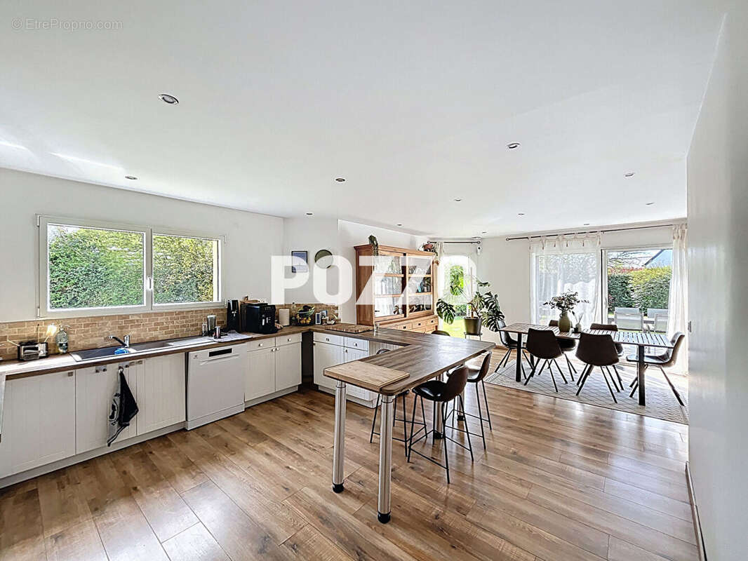 Maison à SAINT-SAUVEUR-LA-POMMERAYE