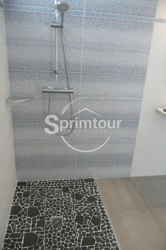 Appartement à BOUILLANTE